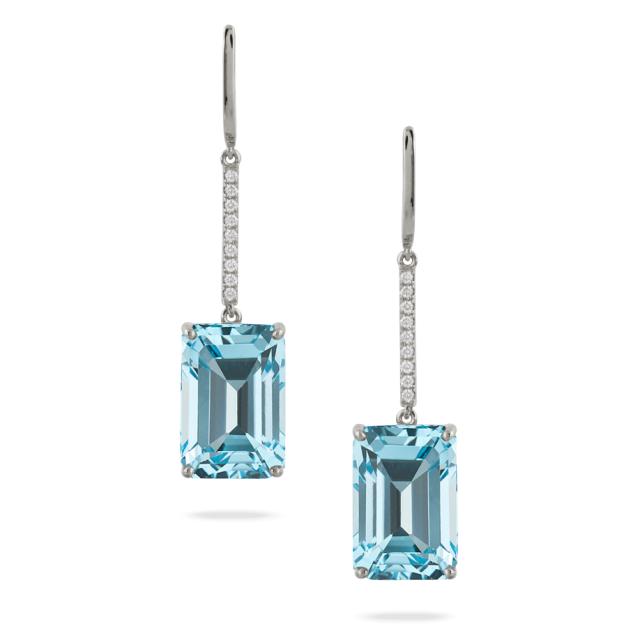 Sky Blue Elegance Earring 18K White Gold with diamonds and Sky Blue Topaz, a stunning drop design