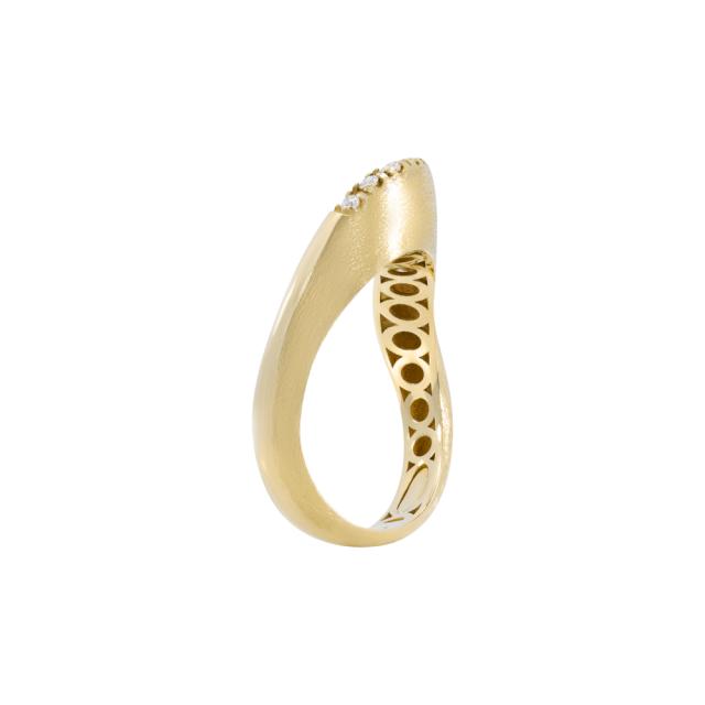 Satin Sleek Band 18K Yellow Gold with a flat satin finish and diamonds, a minimalist design for any 