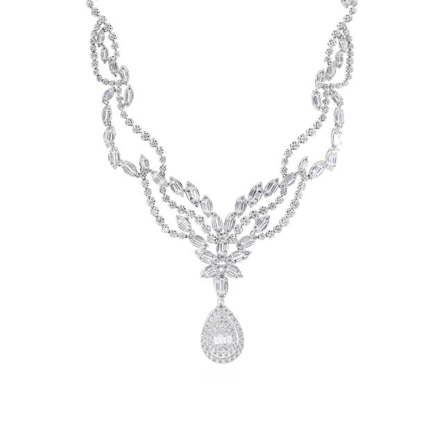 Regal Radiance Necklace  