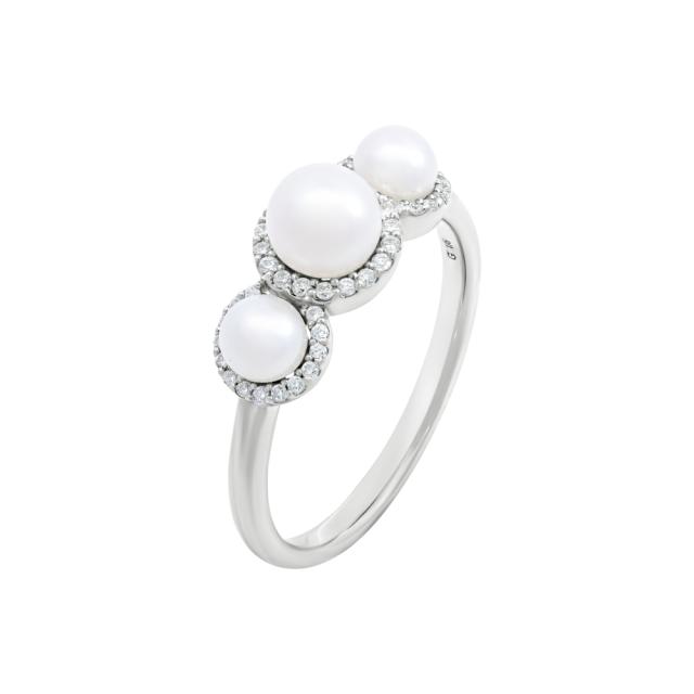Classic Three Pearl Ring